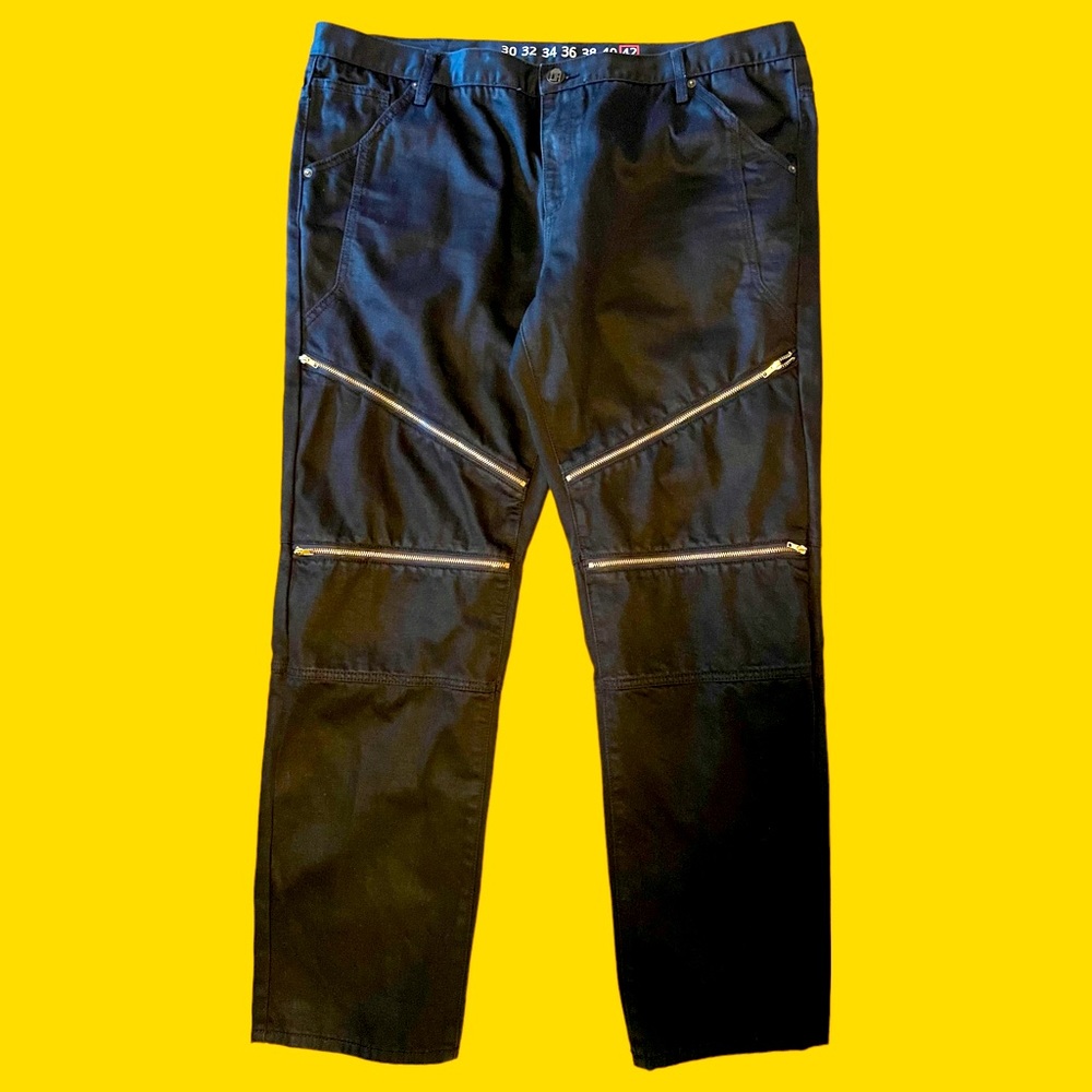 Denim House | Men’s Black Biker Jeans With Gold Zippers | 42x32